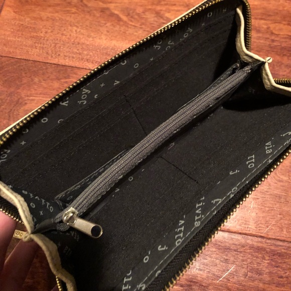 Olivia + Joy The Amandine Collection Wallet - Picture 4 of 5